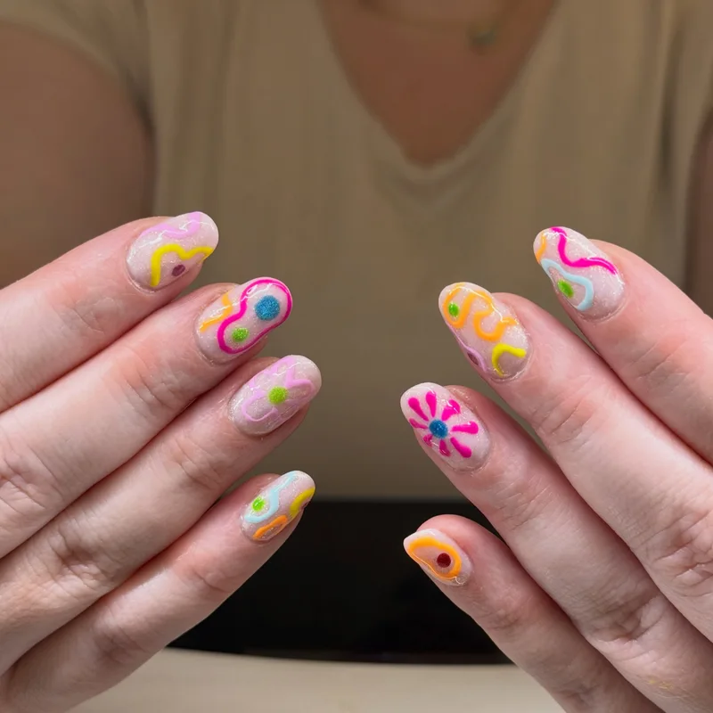 Talon Tyd Nails at work